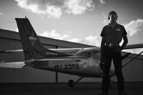 17-Year-Old Gabriel Carothers Makes History, Becomes Youngest Black Pilot in New Mexico 