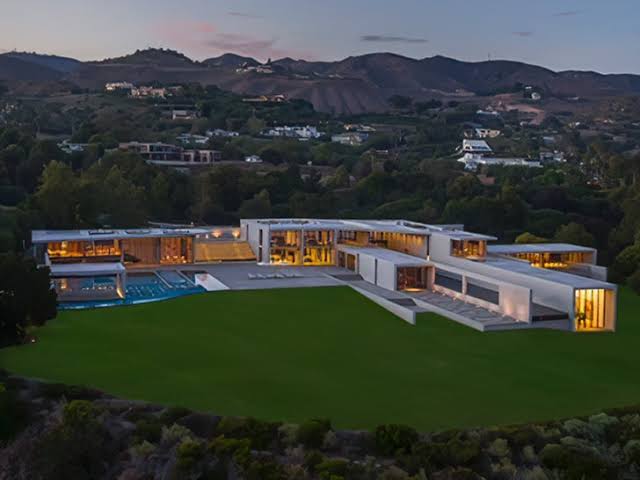 Beyoncé and Jay-Z buy purchase the most expensive home in California 